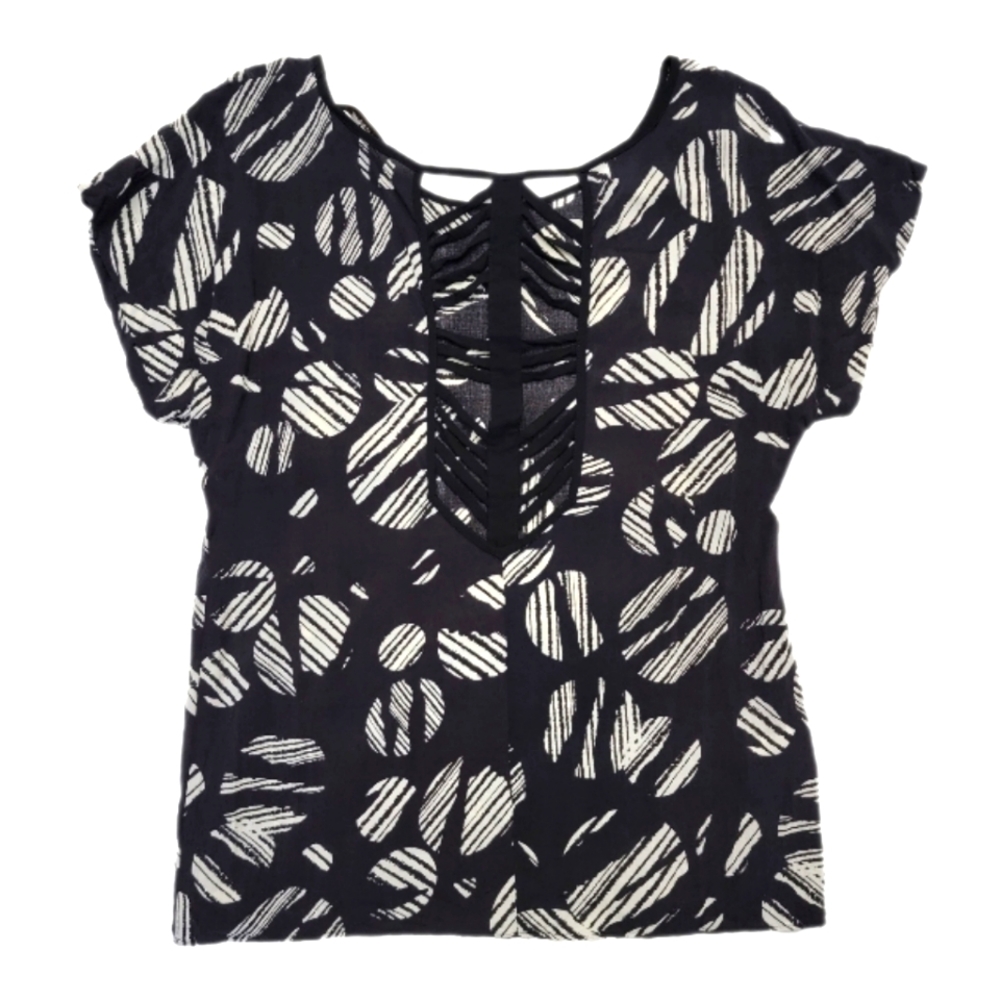 BCBG Graphic Top with Back cutout design